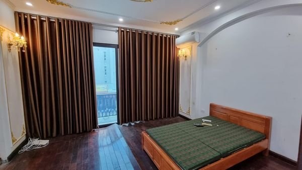 Bán Nhà Phố Lạc Long Quân Quận Tây Hồ. 44m Xây 5 Tầng Mặt Tiền 4.7m Nhỉnh 12 Tỷ. Cam Kết Ảnh Thật