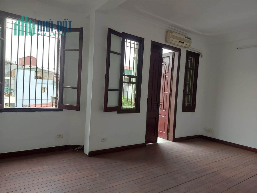 Bán Nhà Phố Nghi Tàm Quận Tây Hồ. 55m 5 Tầng Mặt Tiền 6m Nhỉnh 12 Tỷ. Cam Kết Ảnh Thật Mô Tả Chính