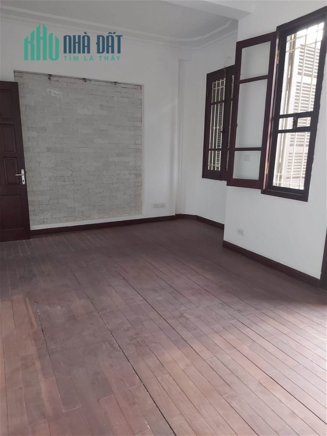 Bán Nhà Phố Nghi Tàm Quận Tây Hồ. 55m 5 Tầng Mặt Tiền 6m Nhỉnh 12 Tỷ. Cam Kết Ảnh Thật Mô Tả Chính