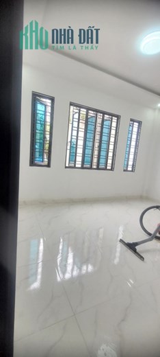 Bán nhà xây mới ngõ 152 Hồ Sen, 45m 3 tầng GIÁ 2.55 tỉ, xây độc lập