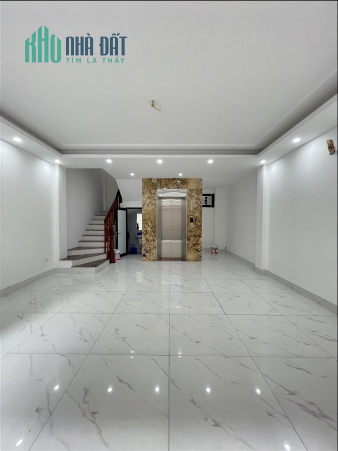 Bán Nhà Phố Lạc Long Quân Quận Tây Hồ. Sổ 50m Thực Tế 55m Xây 8 Tầng Mặt Tiền 5.6m Nhỉnh 13 Tỷ. Cam