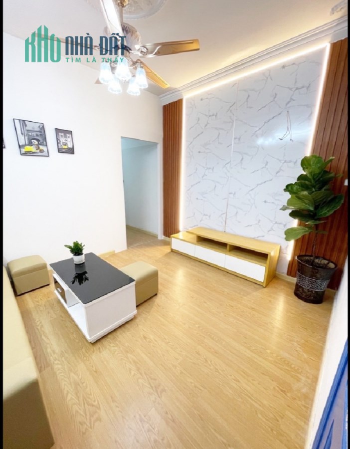 Bán gấp CHCC Lucky Bắc Hà-Phạm Văn Đồng 55m2-2 tỉ hơn-nhà đẹp-nội thất đẳng cấp