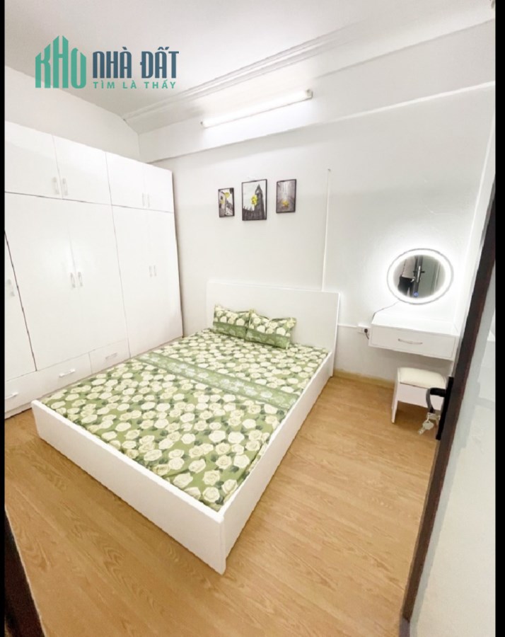 Bán gấp CHCC Lucky Bắc Hà-Phạm Văn Đồng 55m2-2 tỉ hơn-nhà đẹp-nội thất đẳng cấp