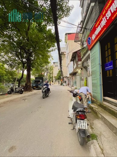 HOÀNG QUÔC VIỆT CẦU GIẤY SÁT PHỐ VỈ HÈ ÔTÔ KINH DOANH >40TỶ 130M 8T