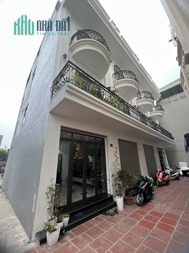 Bán nhà ngõ 149 Trung Hành, diện tích 45m 4 tầng GIÁ 2.48 tỉ full nội thất