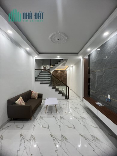 Bán nhà ngõ 149 Trung Hành, diện tích 45m 4 tầng GIÁ 2.48 tỉ full nội thất