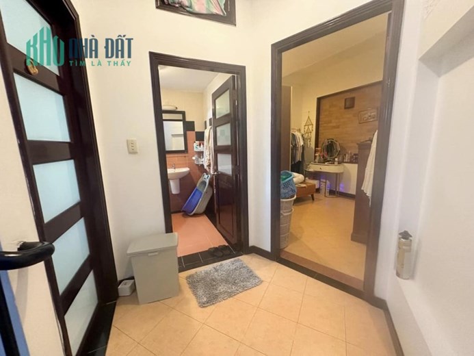 Giá Rẽ, Nhà Đẹp, Hẻm Vip 6m Ô Tô Thông Võ Văn Kiệt, Phường Cầu Kho, Quận 1. So Với Khu Vực