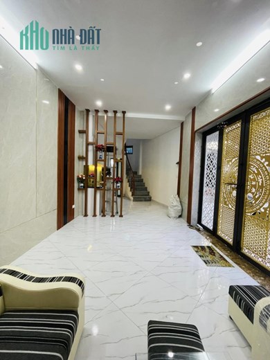 Bán nhà Phố Minh Khai 33m2x4 tầng, mới đẹp về ở luôn, ngõ thông, kinh doanh chỉ 3.8 tỷ