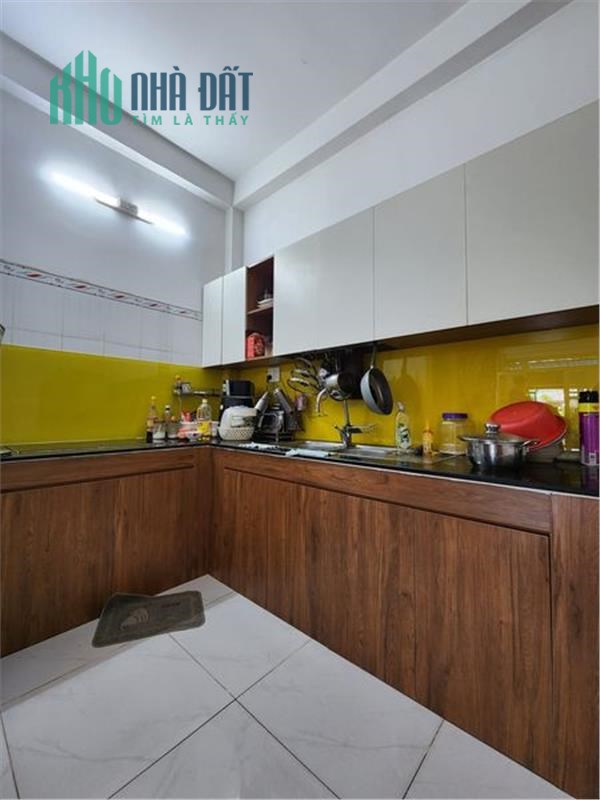 Nhà xe hơi, nở hậu, khu dân trí - 5.2m x  14m - Linh Đong Thủ Đức