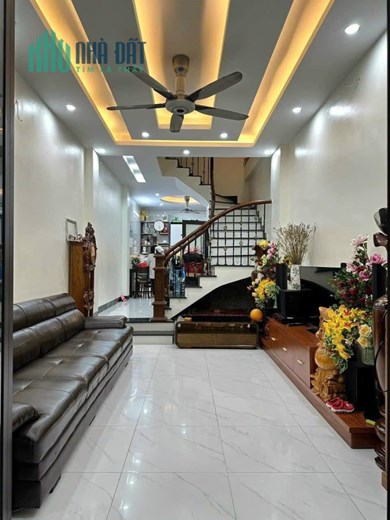 BÁN CĂN NHÀ GẦN HỌC VIỆN TÀI CHÍNH - BẮC TỪ LIÊM - DT45M2 , MT3,8m- 4 TẦNG - GIÁ 4 TỶ