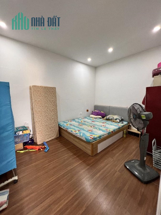 BÁN CĂN NHÀ GẦN HỌC VIỆN TÀI CHÍNH - BẮC TỪ LIÊM - DT45M2 , MT3,8m- 4 TẦNG - GIÁ 4 TỶ
