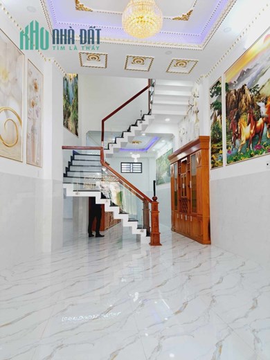 Bán Gấp Biệt Thự Mã Lò Lê Văn Quới Gần bệnh viện Bình Tân HXH đỗ cửa 80m2,4 Tầng Nhỉnh 4tỷ