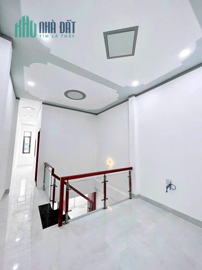 Nhà lầu trung tâm Biên Hoà, sân oto, đường oto chỉ 3 tỷ