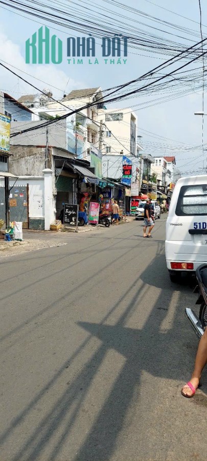 Bán Gấp nhà Bùi Dương Lịch ngay ngã tư Gò Mây cách chợ 15m 70m2 Giá 2 tỷ 489