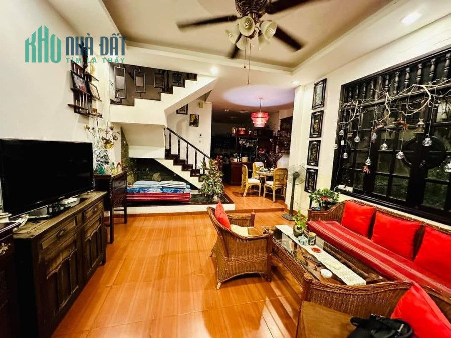 HẺM XE HƠI - NGAY PHẠM VĂN ĐỒNG - QL13 - Hiệp Bình Chánh - NHÀ ĐẸP Ở NGAY