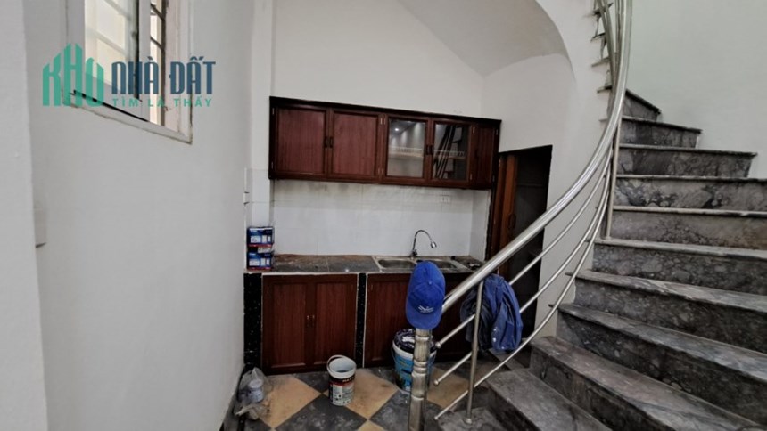 Bán nhà 34m 4T Bồ Đề, Long Biên ,nhỉnh 3 ty oto ,KD.