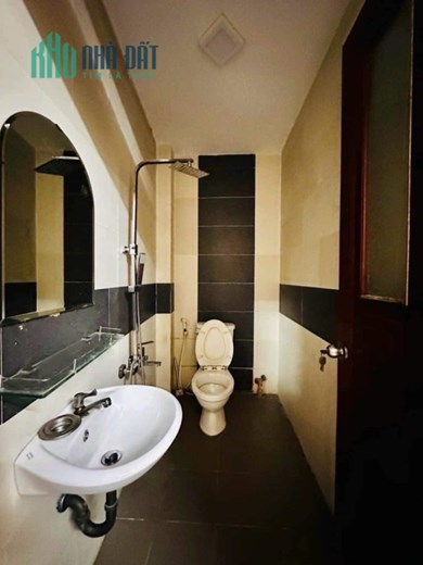 Hạ 550 triệu, bán gấp nhà Hẻm xe hơi Đường số 6, Gò Vấp