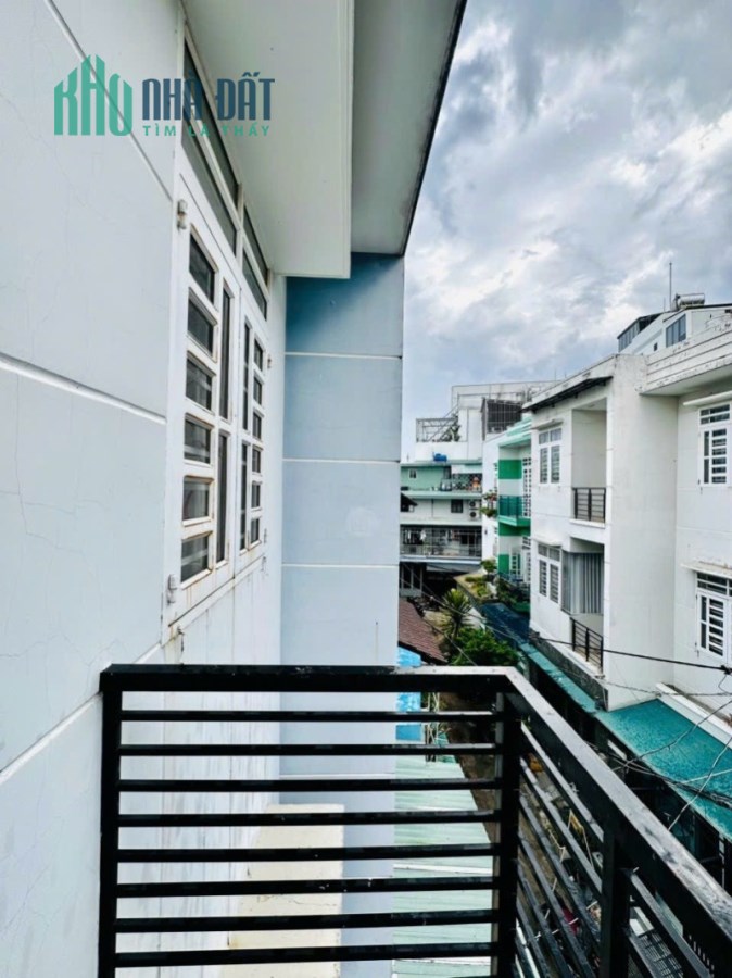 Hạ 550 triệu, bán gấp nhà Hẻm xe hơi Đường số 6, Gò Vấp