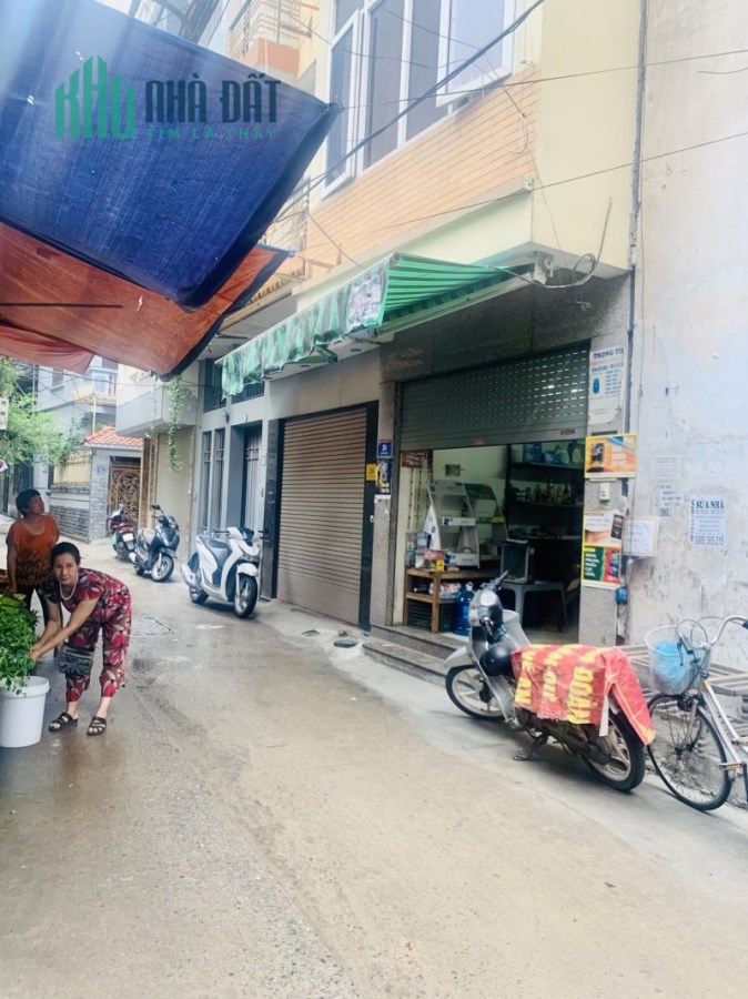 Bán nhà Hồ Tùng Mậu, Cầu Giấy. 30m5; MT3.2m; giá 6.3 tỷ