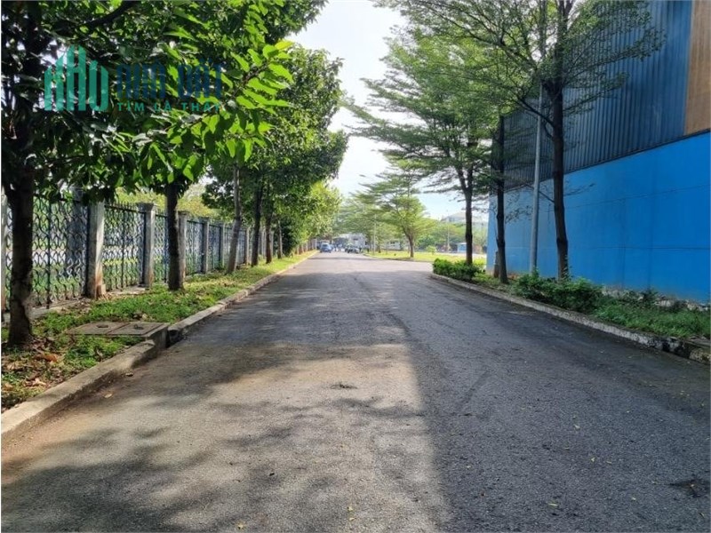 sẵn kho xưởng cho thuê. tiếp nhận nhiều ngành nghề. kho trữ hàng hiện đại