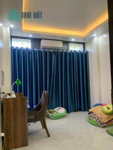 Bán nhà mặt Phố Tây Sơn 557m2x4 tầng, mặt tiền 14.5m, nở hậu, kinh doanh cho thuê giữ nhà 125