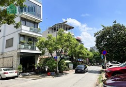 ⚜️ MẶT PHỐ MẶT HỒ BA MẪU ĐỐNG ĐA 240M2 4T MT 7.2M, GIÁ ĐẦU TƯ XÂY TÒA, CHỈ 52 TỶ ⚜️
