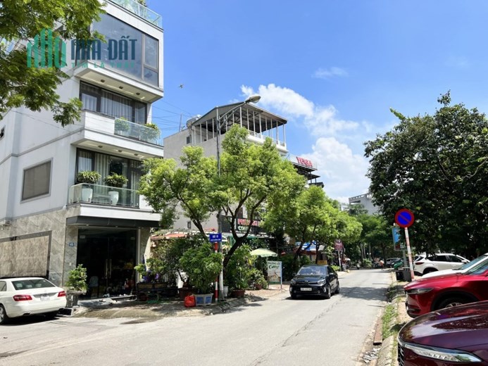 ⚜️ MẶT PHỐ MẶT HỒ BA MẪU ĐỐNG ĐA 240M2 4T MT 7.2M, GIÁ ĐẦU TƯ XÂY TÒA, CHỈ 52 TỶ ⚜️
