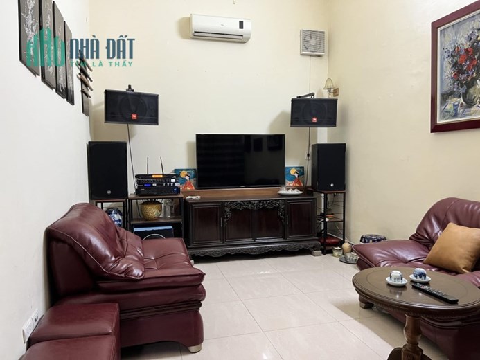 ⚜️ MẶT PHỐ MẶT HỒ BA MẪU ĐỐNG ĐA 240M2 4T MT 7.2M, GIÁ ĐẦU TƯ XÂY TÒA, CHỈ 52 TỶ ⚜️
