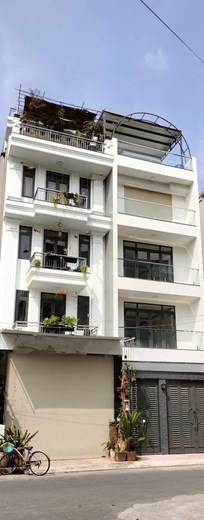 BÁN GẤP NHÀ 5 TẦNG ĐƯỜNG XVNT GẦN HÀNG XANH, 80M2 CHỈ 14 TỶ