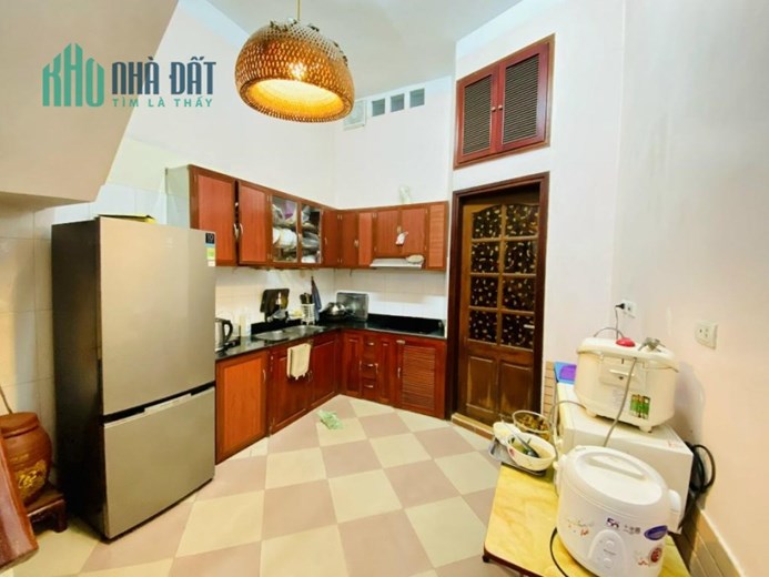 nhà Nguyễn Xiển ô tô chạy quanh nhà chỉ 5,4 tỷ