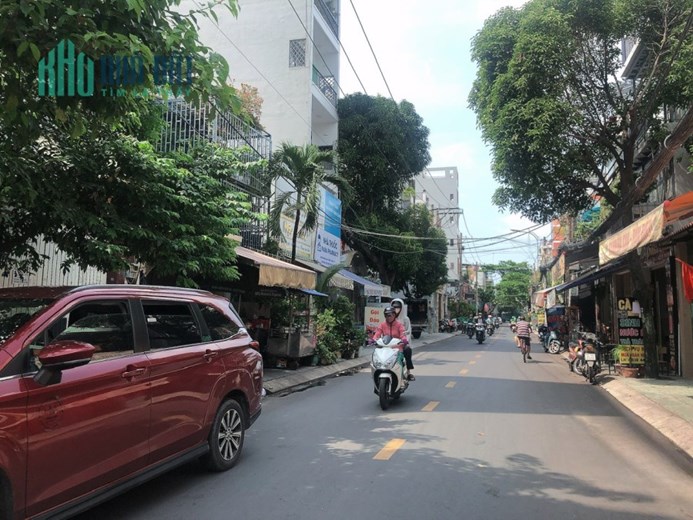 NGỘP NẶNG nhà MTKD Nguyễn Văn Công, DTSD 180m2, KD đỉnh, vài phút tới sân bay, nhỉnh 10 tỷ