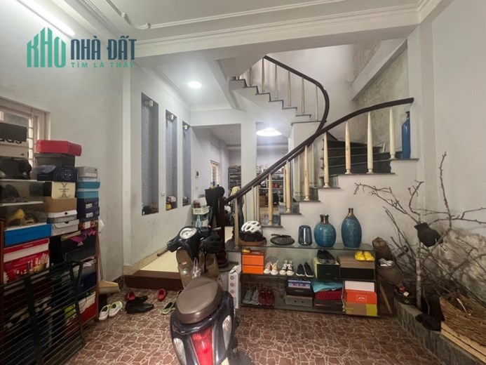 NGỌC THỤY - LONG BIÊN - 45M2 - 3,48 TỶ - 4 TẦNG - Ô TÔ ĐỖ CỬA - GẦN CHỢ NGỌC THỤY - KHAI SƠN CITY -