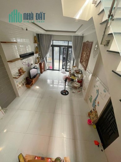 LỠ CĂN NỲ PHẢI CHỜ NĂM SAU - 49M2 Q. TÂN KÌ TÂN QUÝ 2 TẦNG ĐẸP Ở NGAY CHỈ 3 TỶ HƠN