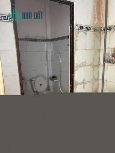 ***NHÀ CẤP 4-MĂT TIỀN LÊ THỊ BAY-KINH DOANH ĐỈNH-DT 6,5X17 FULL THỔ CƯ-ĐƯỜNG XE TẢI TRÁNH NHAU-ẤP 6