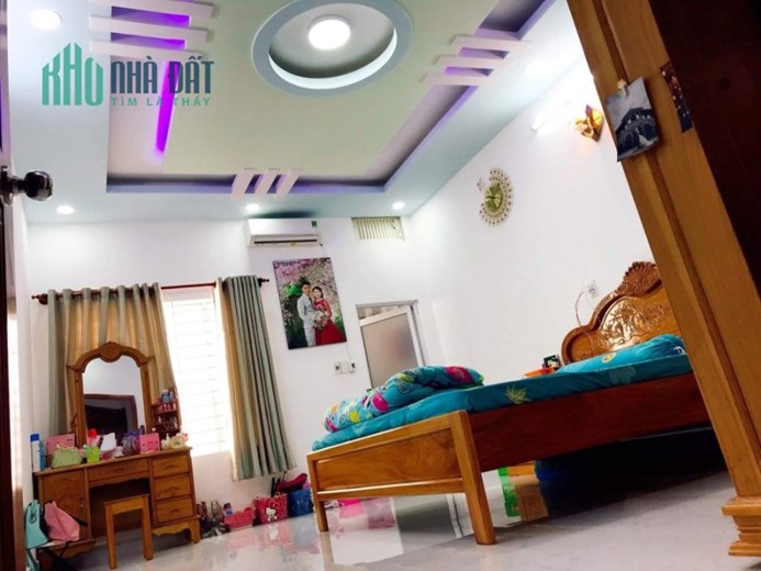 NHÀ 1 ĐỜI CHỦ 54M2 - 2 TẦNG - BÙI QUANG LÀ - P12 - GÒ VẤP. GIÁ CHỈ 5 TỶ 1. HẺM OTO THÔNG THOÁNG.