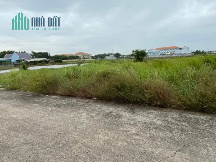 CHÍNH CHỦ CẦN BÁN GẤP ĐẤT DT:200M2.GIÁ 750TR