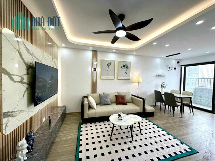 CĂN HỘ 3 NGỦ 83 MÉT FULL NỘI THẤT MỚI KOONG Ở LUÔN CHR 2TY368