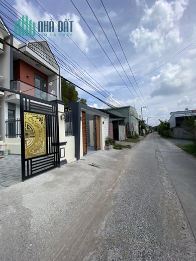 Bán gấp nhà cổng sau sân bay, đường Huỳnh Văn Nghệ - Bửu Long, 1 tỷ 450 sổ riêng