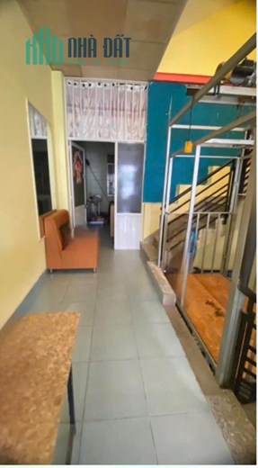 BÁN 4 TẦNG MẶT TIỀN KINH DOANH ĐƯỜNG MAI XUÂN THƯỞNG VĨNH HẢI- NHA TRANG 
Vị trí: đường 20m cách