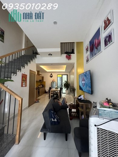 Nhà 4 tầng đúc mê lệch. Đẹp hiện đại thông thoáng. Diện tích đất 68,9m.Địa chỉ: Đường Thanh Khê 6,