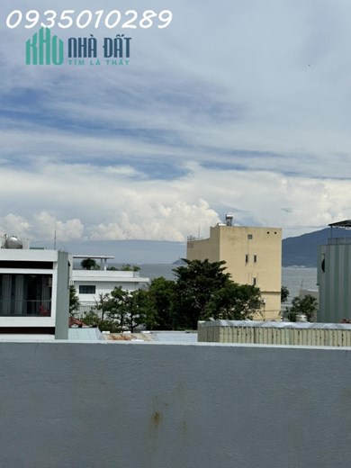 Nhà 4 tầng đúc mê lệch. Đẹp hiện đại thông thoáng. Diện tích đất 68,9m.Địa chỉ: Đường Thanh Khê 6,