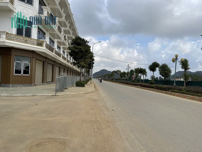 BÁN CĂN ĐẦU VE MẶT CHUNG CƯ,  BAO PHÍ SANG TÊN. LH: 0966 343 969