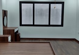 Bán nhà trích sài,Tây Hồ dt 40m2 x 6 t thang máy mới tinh ô tô cách 30m giá 6 tỷ