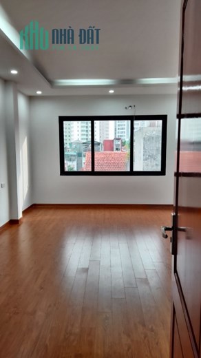Bán nhà trích sài,Tây Hồ dt 40m2 x 6 t thang máy mới tinh ô tô cách 30m giá 6 tỷ