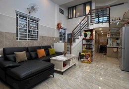 XÍU 8TỶ- MẶT TIỀN KD NGUYỄN TIỂU LA Q10,NGANG HIẾM GẦN 5M,CHỈ 1CĂN DUY NHẤT