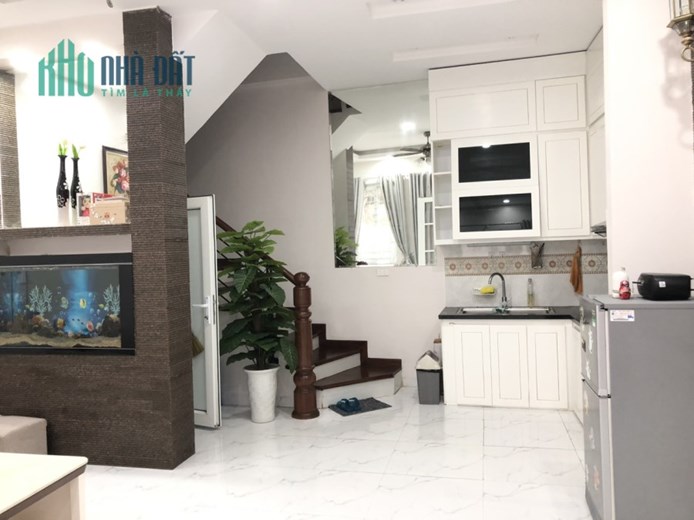 Bán nhà Thụy Khuê - Tây Hồ - 36m2 x 5 tầng - lô góc - nhỉnh 4 tỷ.