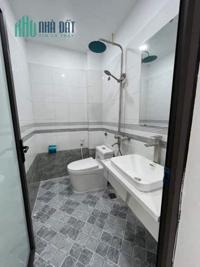 Gấp : Nhà Trung Thanh ngay phố ô tô gần nhà chỉ chưa tới 3tỉ 30m2 5 tầng