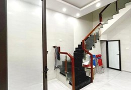 ĐÊ LA THÀNH - ĐỐNG ĐA - 40M2 X 4 TẦNG - Mặt tiền khủng - SỔ ĐỎ VUÔNG ĐẸP  - Hơn 5 TỶ