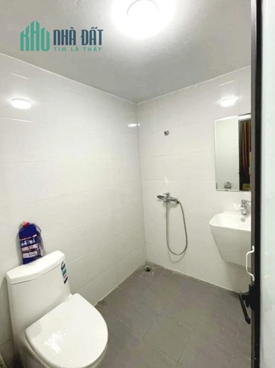 ĐÊ LA THÀNH - ĐỐNG ĐA - 40M2 X 4 TẦNG - Mặt tiền khủng - SỔ ĐỎ VUÔNG ĐẸP  - Hơn 5 TỶ