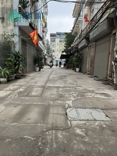 CC Bán Gấp nhà Chùa Láng - Đống Đa - 60m x MT 4m 4 Tầng - Hai Thoáng